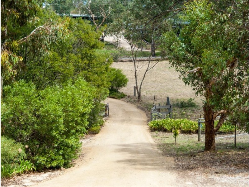 73 Sawpit Gully Road, Dawesley SA 5252