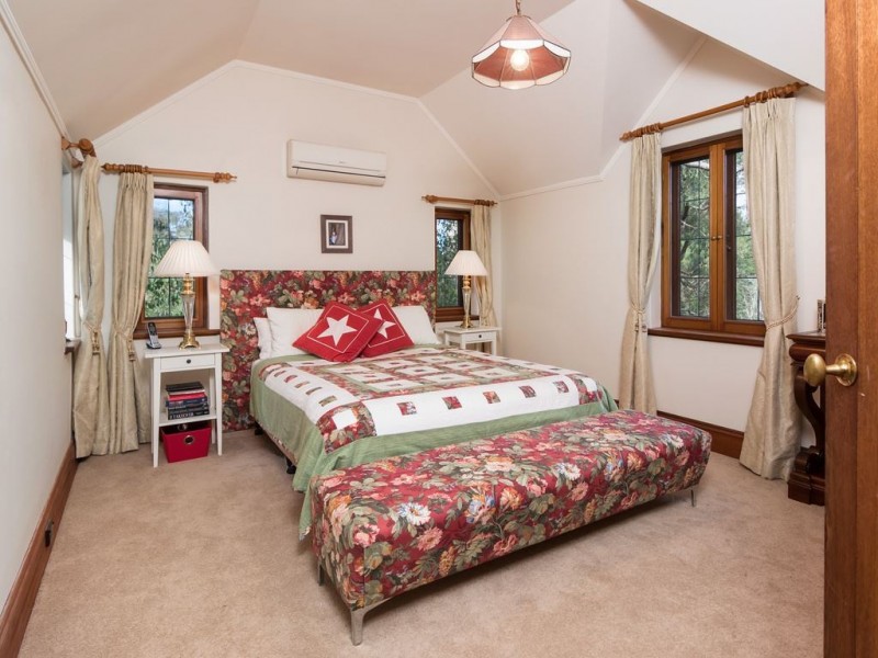 32 Cox Creek Road, Crafers SA 5152
