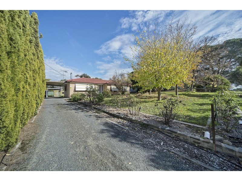 6 Pool Street, Birdwood SA 5234