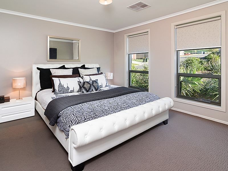 24 Belmont Crescent, Mount Barker SA 5251