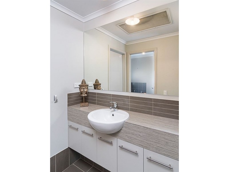 24 Belmont Crescent, Mount Barker SA 5251