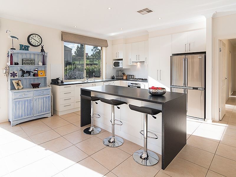 5 Pontiac Road, Mount Barker SA 5251