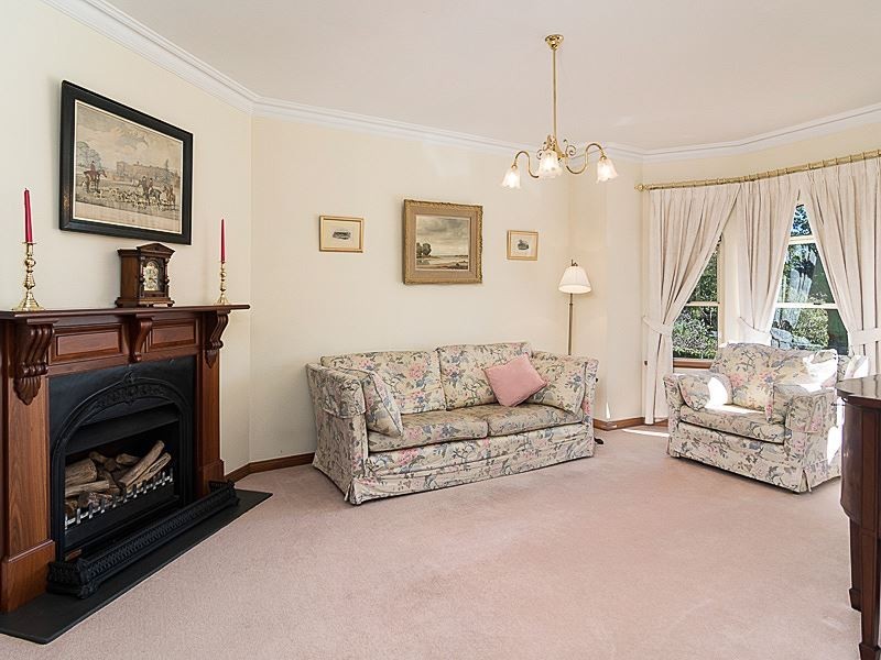 32 Hillside Road, Aldgate SA 5154