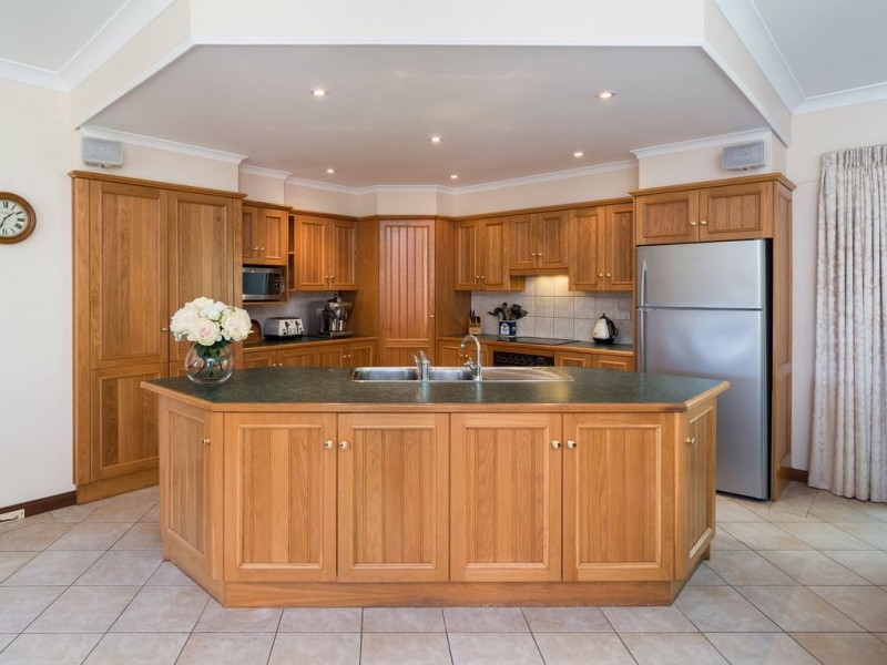 32 Hillside Road, Aldgate SA 5154