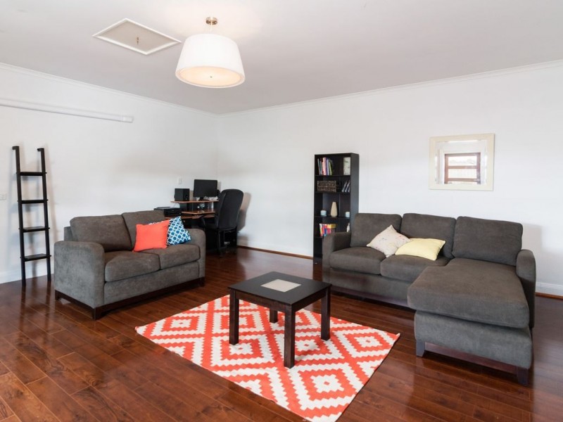 10 Dawson Street, Mount Barker SA 5251