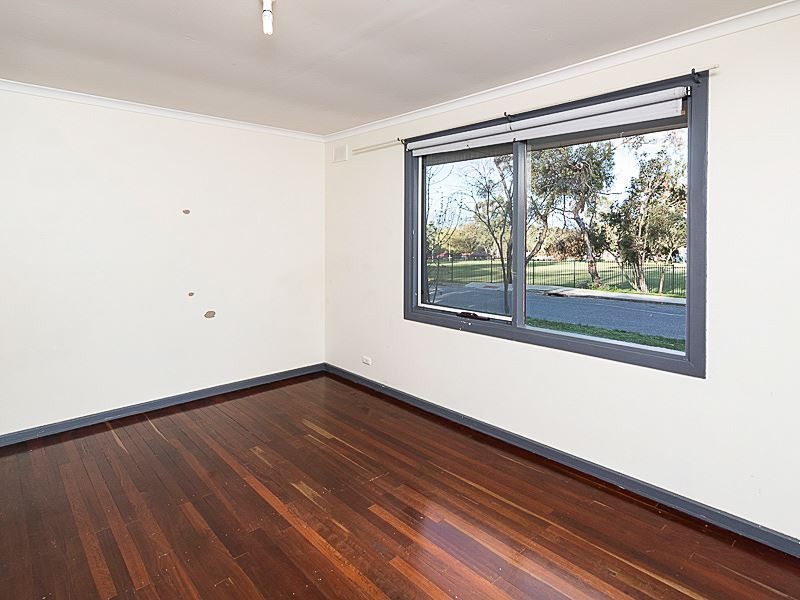 2 Charles Street, Mount Barker SA 5251