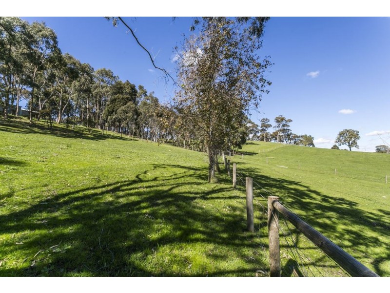 52 Jacobs Road, Cherry Gardens SA 5157