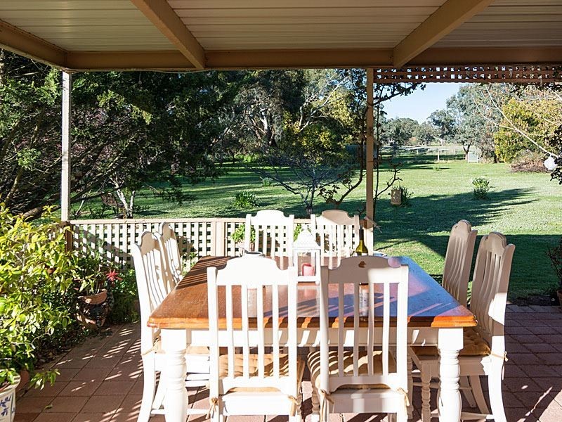 25 Newman Road, Charleston SA 5244