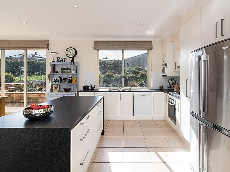 5 Pontiac Road, Mount Barker SA 5251