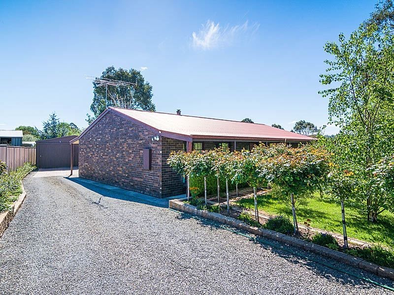 6 Deer Avenue, Mount Barker SA 5251