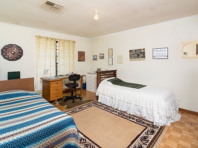 6 Deer Avenue, Mount Barker SA 5251