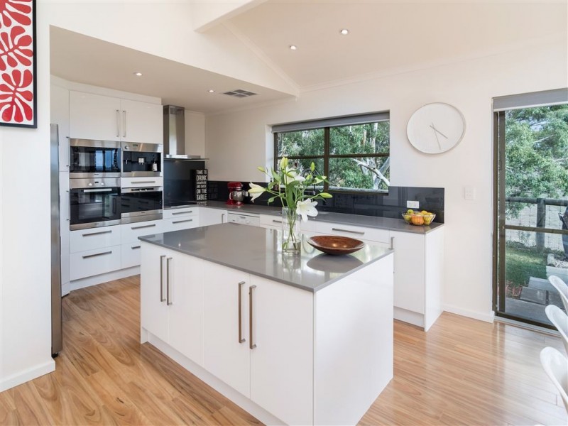 78 Martin Road, Hahndorf SA 5245