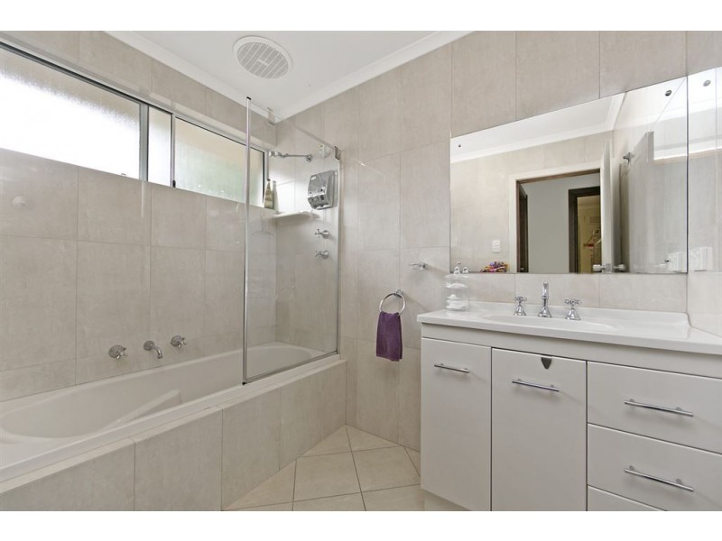 9 Otranto Street, Bridgewater SA 5155