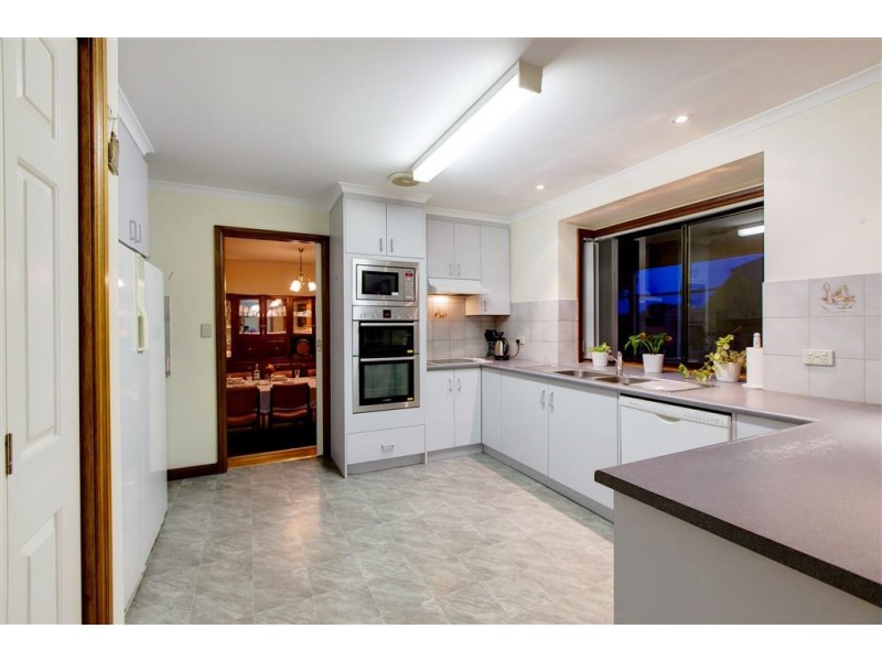 221 McLean Road, Birdwood SA 5234