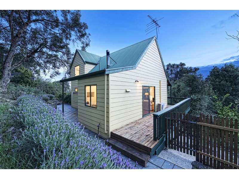 17 Fern Hill Road, Bridgewater SA 5155