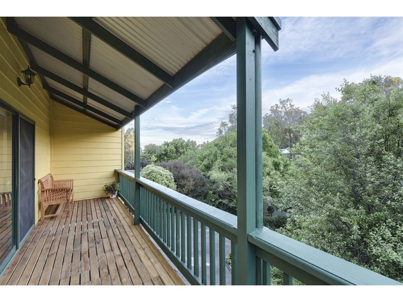 17 Fern Hill Road, Bridgewater SA 5155