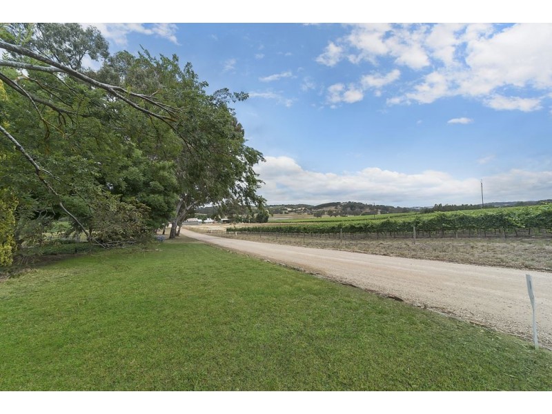 372 Jacksons Hill Road, Birdwood SA 5234