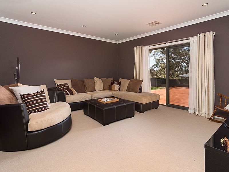 1 Jenkinson Drive, Mount Barker SA 5251