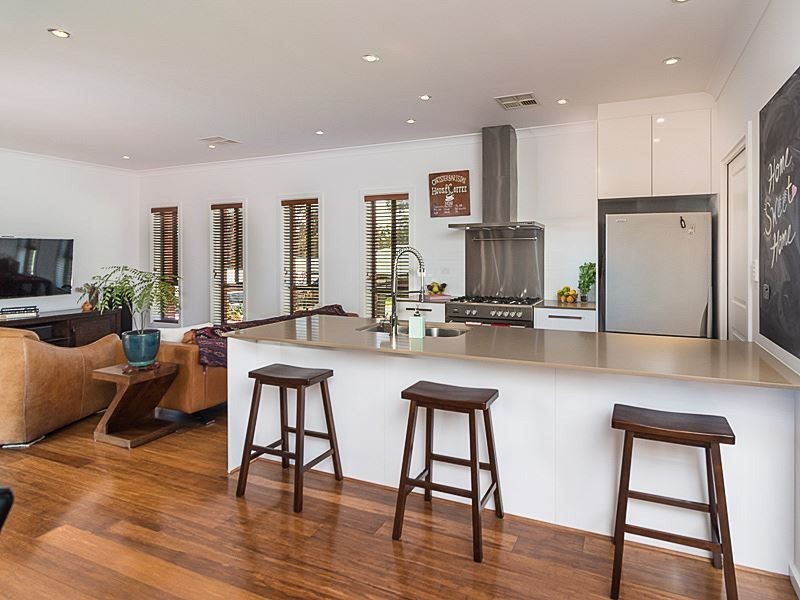 1 Jenkinson Drive, Mount Barker SA 5251