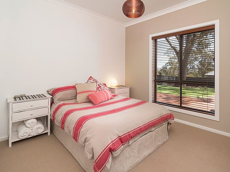 1 Jenkinson Drive, Mount Barker SA 5251