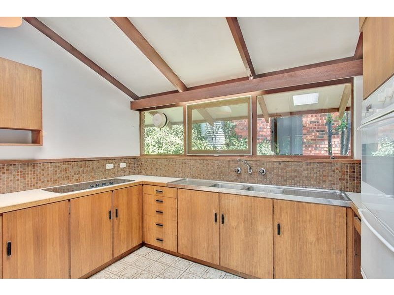 6 Yacka Road, Aldgate SA 5154