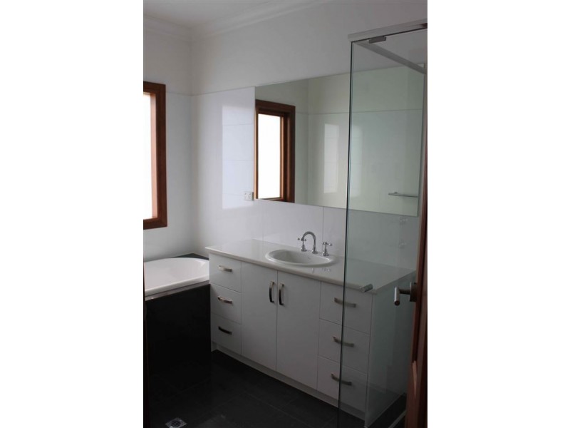 2/16 Molens Road, Hahndorf SA 5245