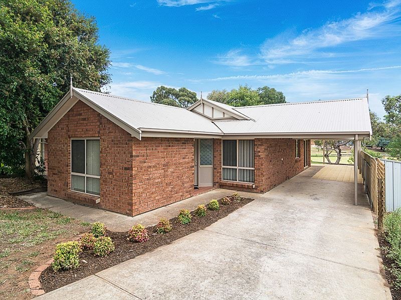 12 Market Place, Nairne SA 5252