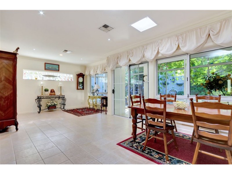 32 Avenue Road, Stirling SA 5152