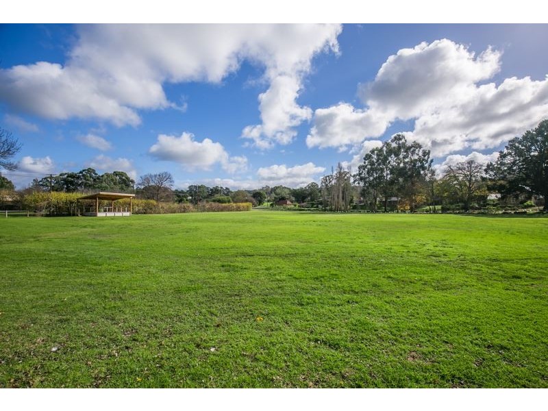 8 Pound Road, Macclesfield SA 5153