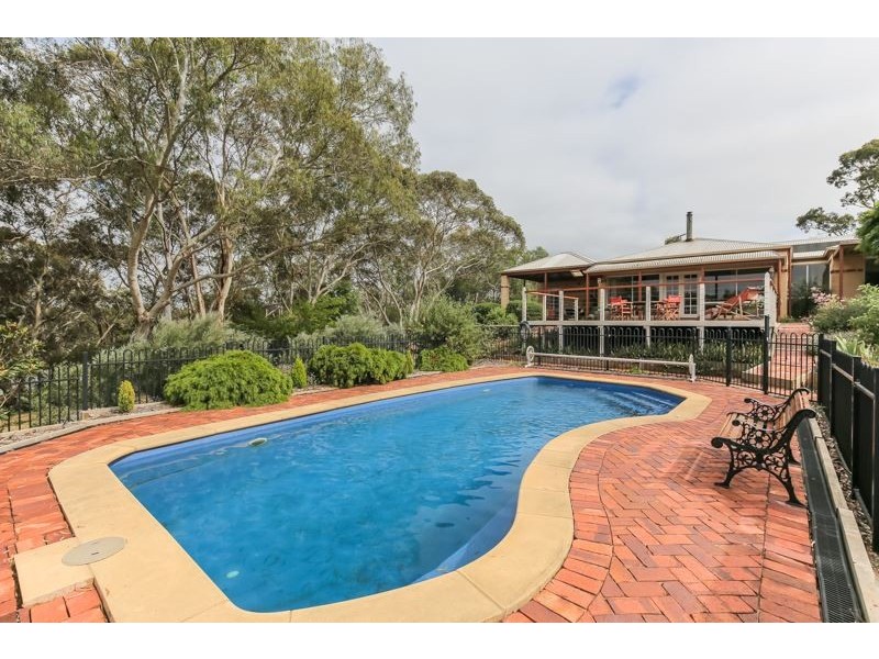 4 Dalmeny Drive, Mount Barker SA 5251