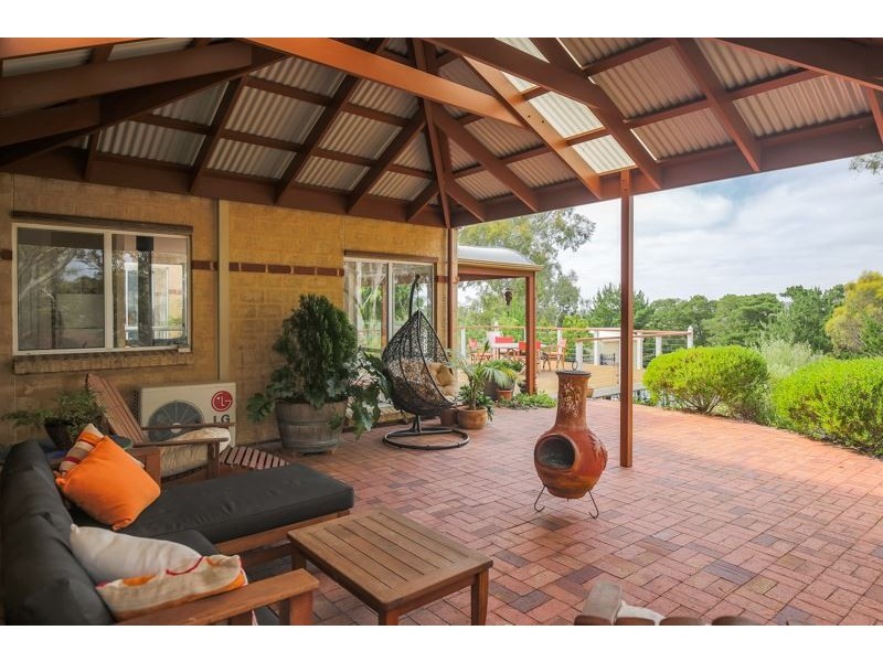 4 Dalmeny Drive, Mount Barker SA 5251
