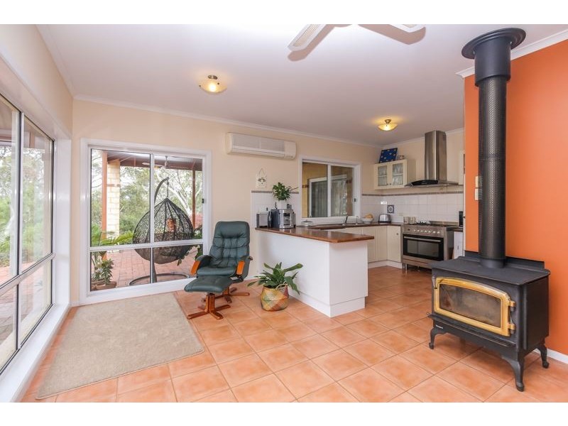 4 Dalmeny Drive, Mount Barker SA 5251