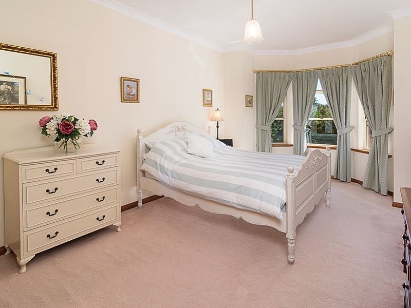 32 Hillside Road, Aldgate SA 5154