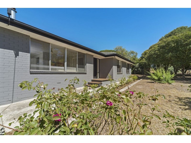 6 Pool Street, Birdwood SA 5234