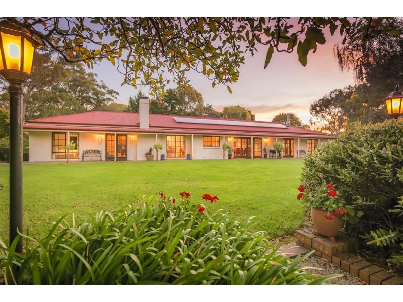25 Hollidays Road, Summertown SA 5141