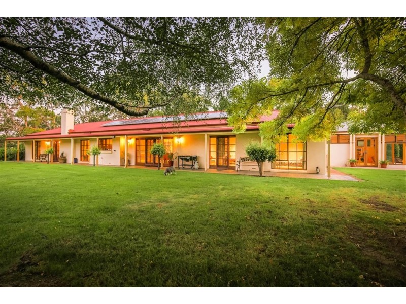 25 Hollidays Road, Summertown SA 5141