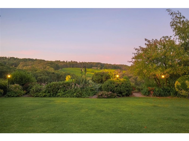 25 Hollidays Road, Summertown SA 5141