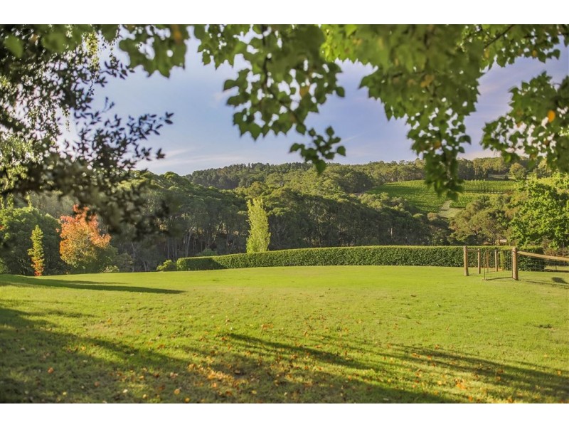 25 Hollidays Road, Summertown SA 5141