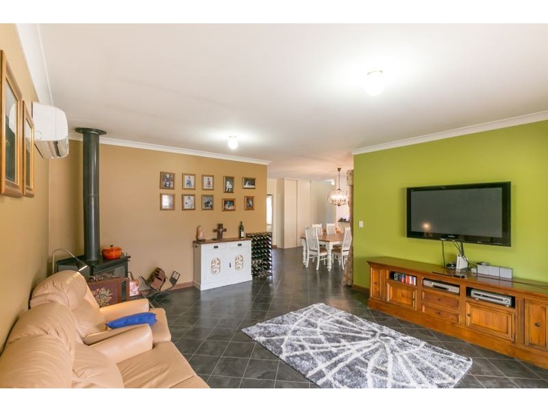 6 Ellen Court, Mount Barker SA 5251