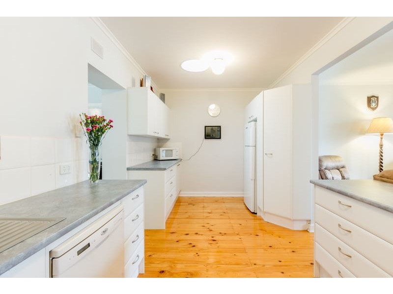 47 Strathalbyn Road, Aldgate SA 5154