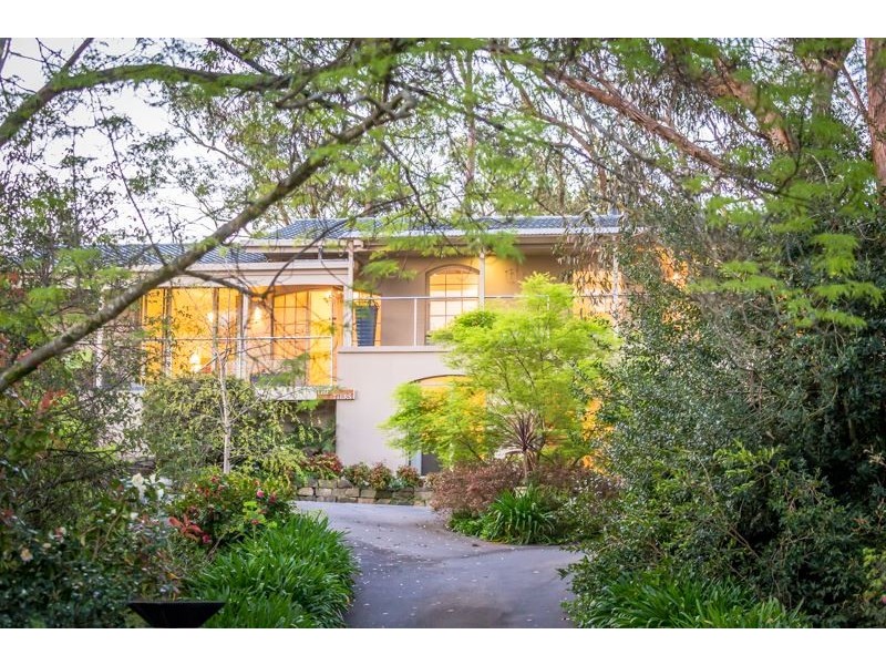 2 Wonnaminta Drive, Crafers SA 5152