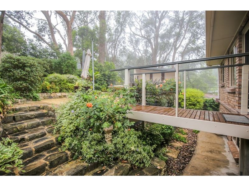 2 Wonnaminta Drive, Crafers SA 5152