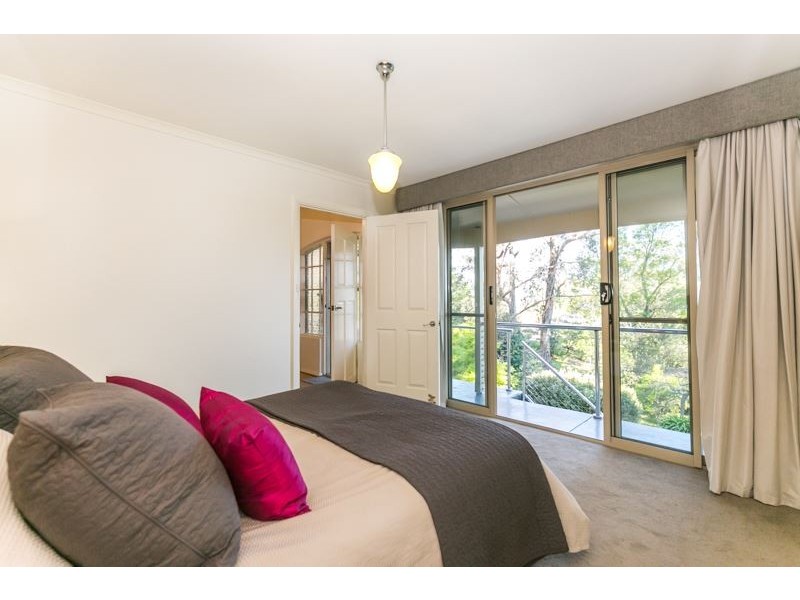 2 Wonnaminta Drive, Crafers SA 5152