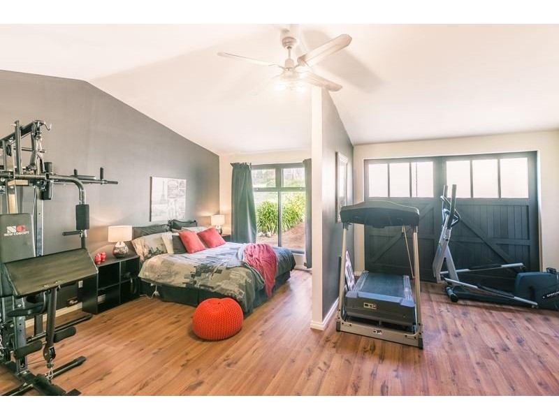 308 Whites Road, Flaxley SA 5153