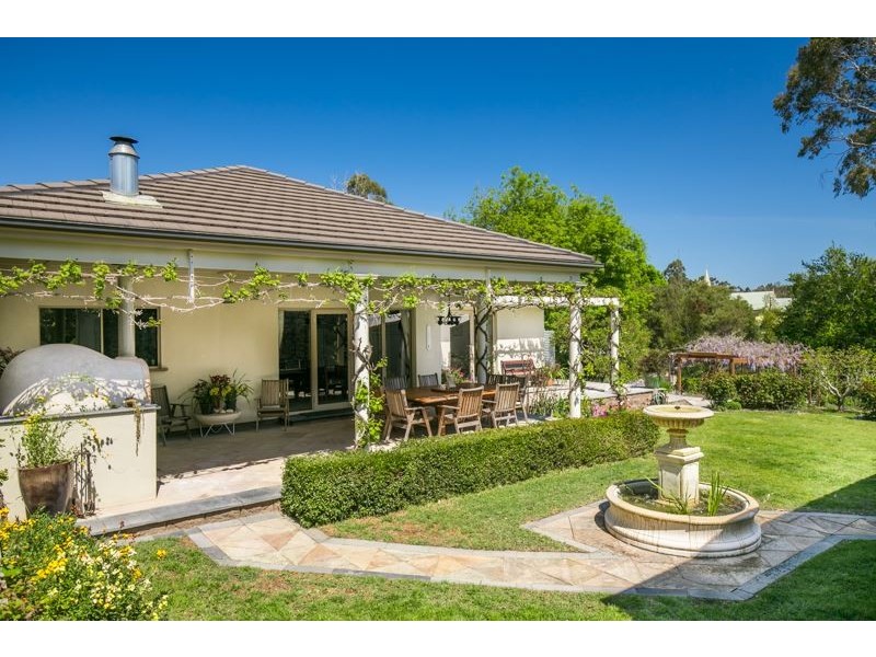 8 Kaesler Road, Hahndorf SA 5245