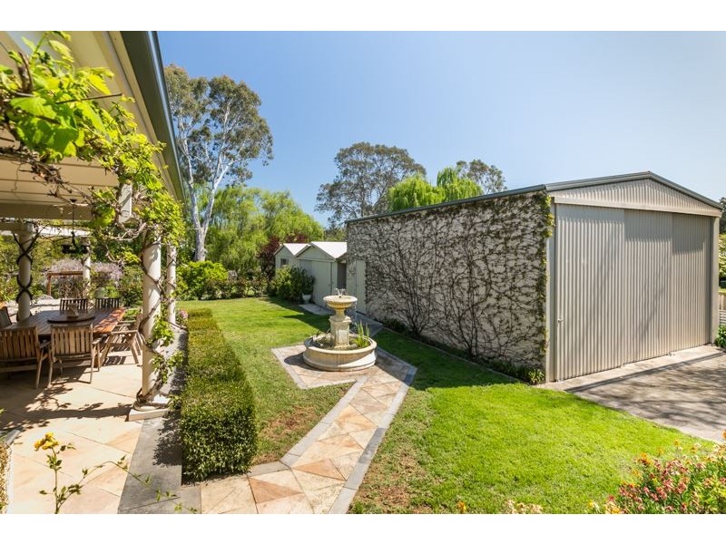 8 Kaesler Road, Hahndorf SA 5245