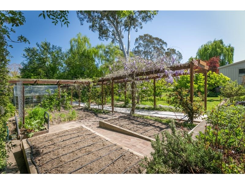 8 Kaesler Road, Hahndorf SA 5245