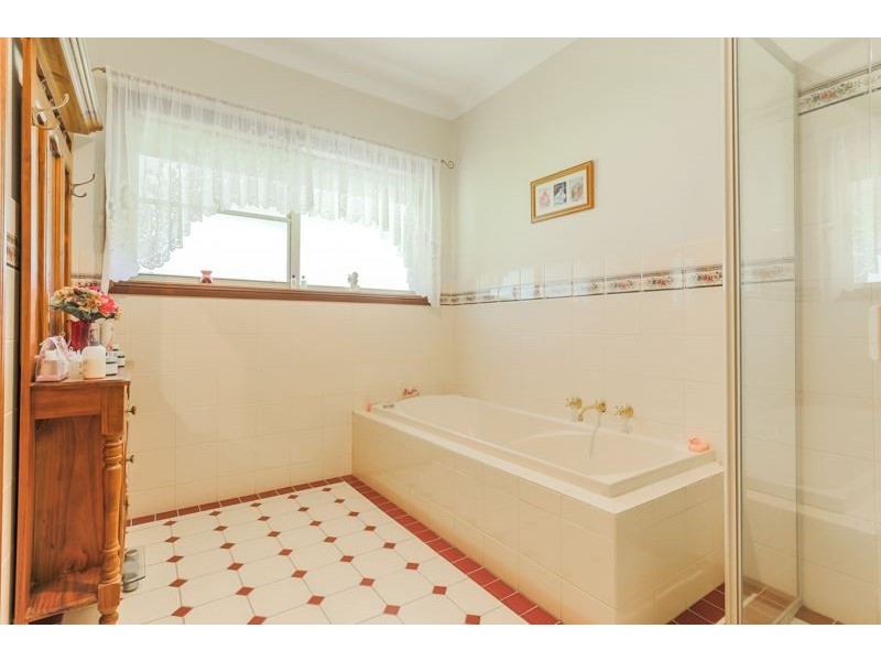 21 Dalmeny Drive, Mount Barker SA 5251