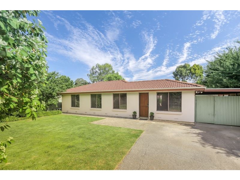 30 Lewis Avenue, Mount Barker SA 5251
