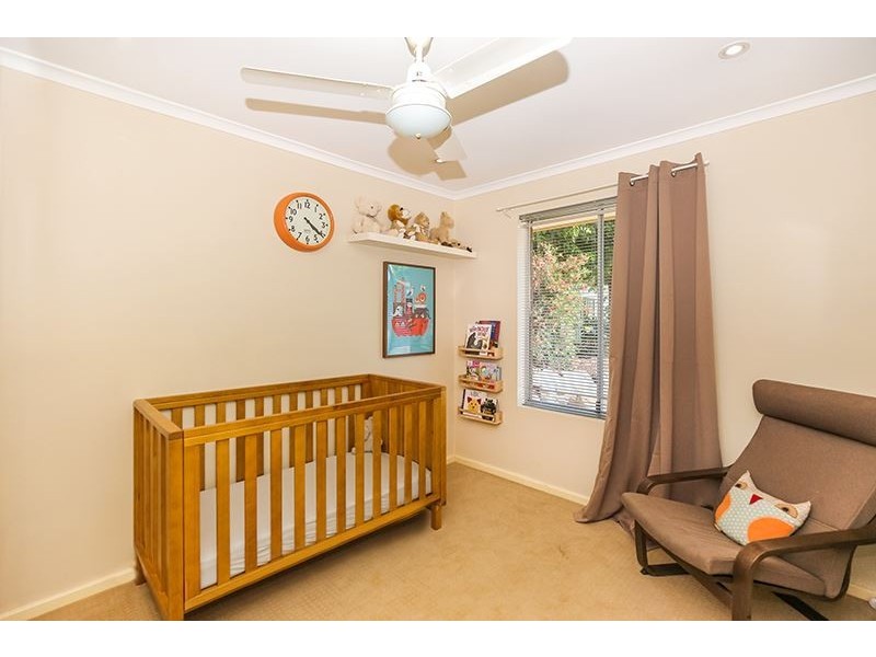 30 Lewis Avenue, Mount Barker SA 5251